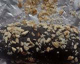 A picture of step 5 of Nutty Chocolate Roll.