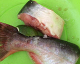 Foto langkah ke 1 dari resep Patin Kukus Asam Pedas.