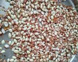 સીંગદાણાની ચીકી(Singdana Chiki Recipe In Gujarati) રેસીપી સ્ટેપ1ફોટો