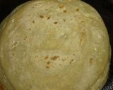 A picture of step 4 of Soft Chapatis.