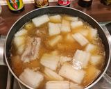 รูปขั้นตอนการทำที่ 3 ของ 🤭..🥣แกงจืดหัวไชเท้าซี่โครงหมูง่ายๆ