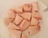Foto del paso 1 de la receta: Espaguetis con chipirones en su aceite