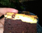 Foto langkah ke 7 dari resep Delicious Fudgy Cheese Brownies (No Mixer).