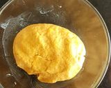 A picture of step 5 of Pumpkin buns.