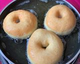 Foto langkah ke 4 dari resep Donat Pisang.