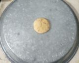 A picture of step 5 of Peri Peri Triangle Mathri.