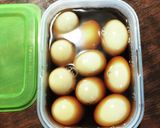 A picture of step 6 of Make-Ahead Seasoned Eggs for Chilled Ramen.