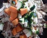 Foto del paso 6 de la receta: Berenjenas rellenas de zapallo, calabacín y queso... 🤔🤨🙄🍆🎃🥒🌶🧀🍆