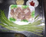 芹菜炒雞肉的食譜步驟1照片