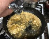 Foto del paso 5 de la receta Merluza en salsa al vino blanco