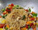 A picture of step 3 of Pink Vermicelli Upma.