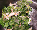 Foto del paso 2 de la receta: Crema de brócoli y espinaca