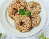 Foto langkah ke 8 dari resep Donat Pisang Wijen.