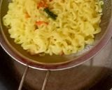 Foto langkah ke 1 dari resep Chili Oil Instant Ramen.