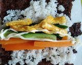 Hình bước làm 2 của món Tuần 20 - Kimbap cuộn cho bé