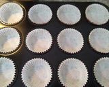 Φωτογραφία βήματος 1 της συνταγής Passion Fruit Muffins