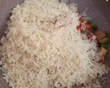 A picture of step 5 of Veg pulao.