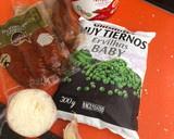 Foto del paso 1 de la receta: Huevos con chorizo y guisantes