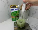 Foto langkah ke 2 dari resep Ice coconut matcha cloud.