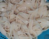 A picture of step 1 of Fettuccine Alfredo Pasta 🍝.