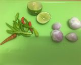 รูปขั้นตอนการทำที่ 7 ของ ข้าวไข่ข้นแฮม & หอมแดงน้ำปลาพริก