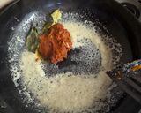 Foto langkah ke 1 dari resep Red Thai Curry Chicken.
