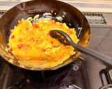 「子樂辣椒醬」辣椒炒雞蛋的食譜步驟5照片