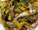 Foto langkah ke 3 dari resep Ikan Bilis goreng cabe hijau.