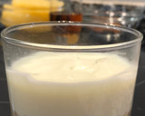 Foto del paso 4 de la receta: Postre en vasitos de piña al brandy