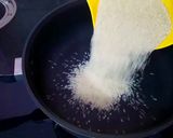 सूजी तिल की बर्फी (Sooji til Ki Burfi recipe in Hindi) रेसिपी चरण 1 फोटो