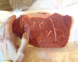 A picture of step 1 of Sauerbraten (Burgunderbraten) with Mushrooms.