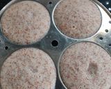 A picture of step 5 of Ragi idli.