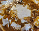 Foto del paso 11 de la receta: Solomillo en salsa con champiñones, puré de patata y compota de pera