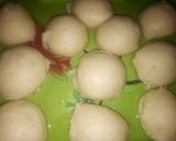 A picture of step 3 of How to scoop your cooked semolina fufu beautifully 👩🍳.