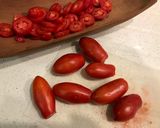 Foto del paso 2 de la receta: Ensalada de porotos con tomate