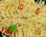 Foto langkah ke 5 dari resep Tumis Pepaya Muda Rebon.
