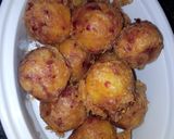 A picture of step 4 of Yam balls.