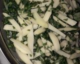 A picture of step 1 of Alu or palak ky pakory.