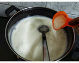 கஸ்டர்டு மில்க்க்ஷேக்(custard milk shake recipe in tamil) ரெசிபி ஸ்டேப் 3 புகைப்படம்