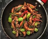 Foto langkah ke 3 dari resep Sotong Asin Pete Cabe Ijo.