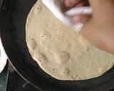 A picture of step 3 of Paneer shawarma roll.