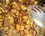 A picture of step 3 of Plantain and liver sauce sandwich.