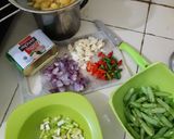 Foto langkah ke 1 dari resep 356.Tumis Kornet Pedas.