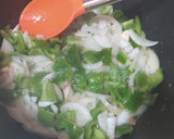 Foto del paso 2 de la receta: Guiso de patatas con pota