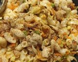 A picture of step 7 of Chicken veggies macronies.