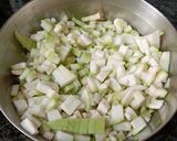 A picture of step 2 of Lau Chingri.