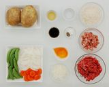 【馬鈴薯燉肉丸】的食譜步驟1照片
