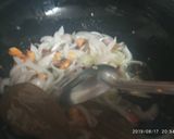 A picture of step 3 of Aloo chutney pulav.