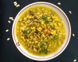 A picture of step 21 of Split Pigeon Peas and Barely porridge (Toor dal tikho khichdo).
