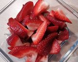 Foto del paso 1 de la receta: Fresas con crema 🍓🍓